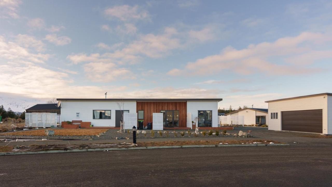 Entire Studio - Rodman 18 - Newly Furnished Lake Tekapo Exteriör bild